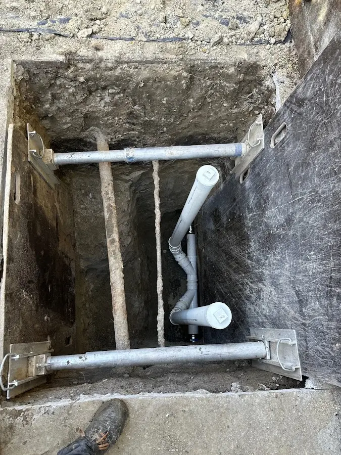 Experienced plumber completing Gas Line Repair work in Waukegan